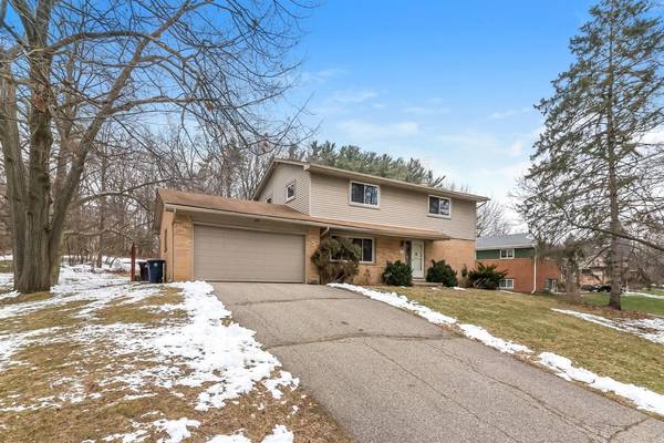 403 Pine Brae Street, Ann Arbor, MI 48105