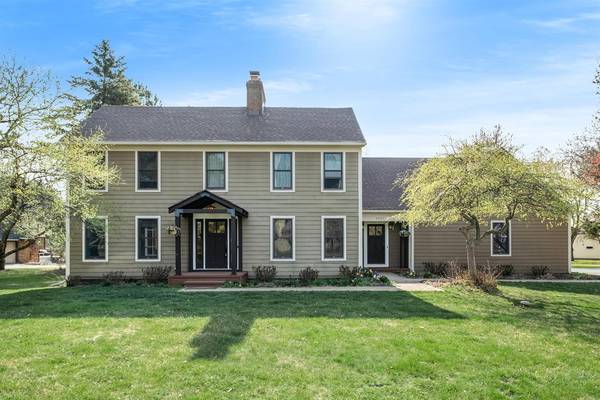 5537 Tanglewood Drive, Ann Arbor, MI 48105