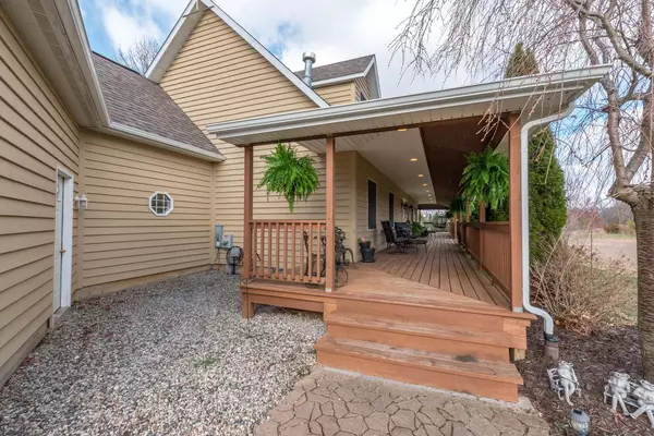 Dexter, MI 48130,5710 Crest Court