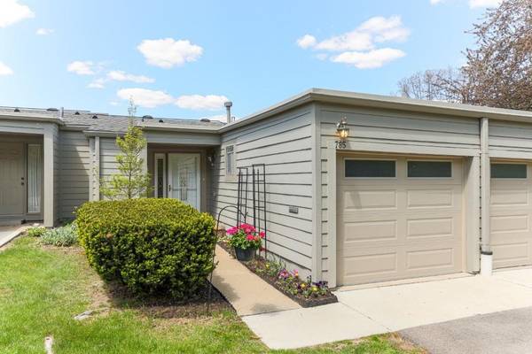 785 Skynob Drive, Ann Arbor, MI 48105