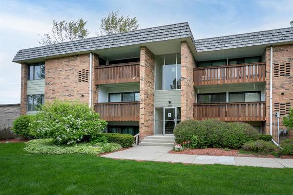 1225 S Maple Road #206, Ann Arbor, MI 48103