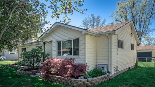 9950 Dort Drive, Whitmore Lake, MI 48189