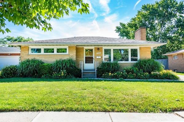 1559 Glastonbury Road, Ann Arbor, MI 48103