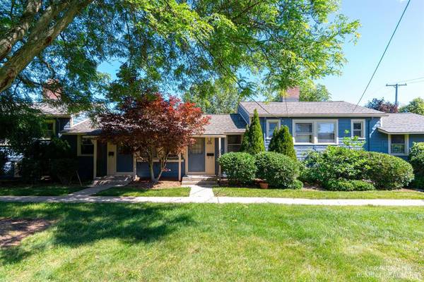 2622 Whitewood Street, Ann Arbor, MI 48104