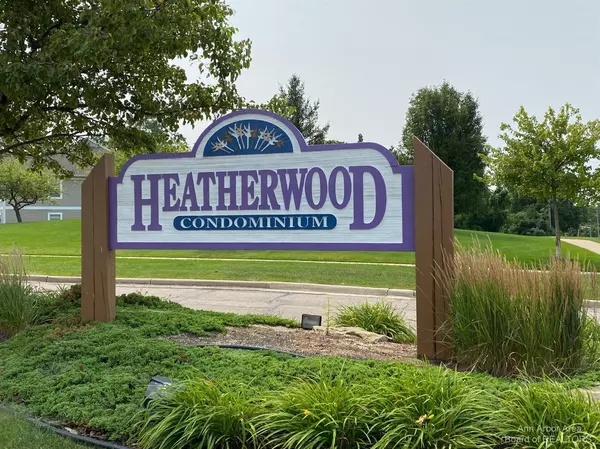 1326 Heatherwood Lane, Ann Arbor, MI 48108