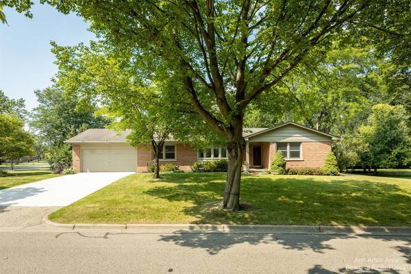 3515 Larchmont Drive, Ann Arbor, MI 48105