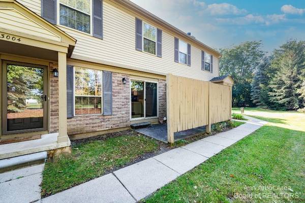 3004 Forest Creek Court, Ann Arbor, MI 48108