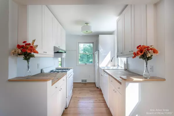 Ann Arbor, MI 48103,110 Fairview Drive