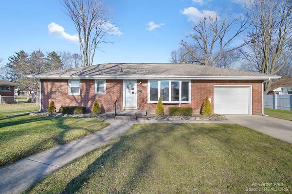 131 E Miller Avenue, Milan, MI 48160