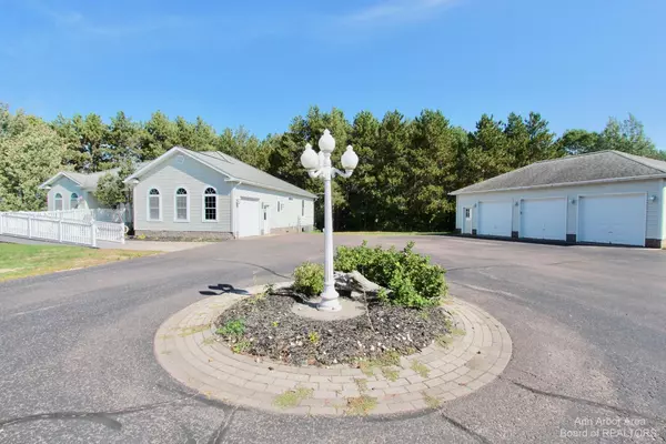 Chassell, MI 49916,45224 Paradise Road