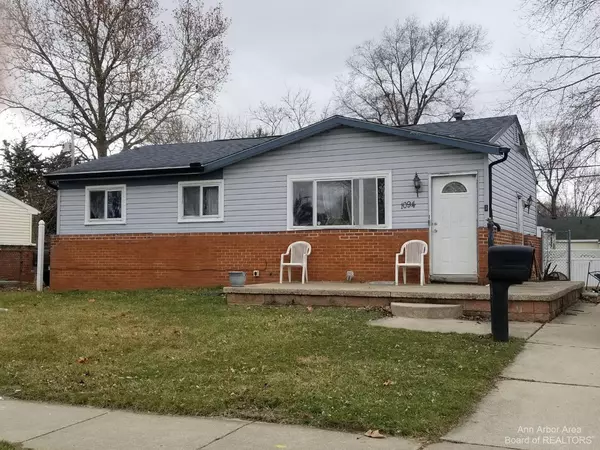 1094 Nash Avenue, Ypsilanti, MI 48198