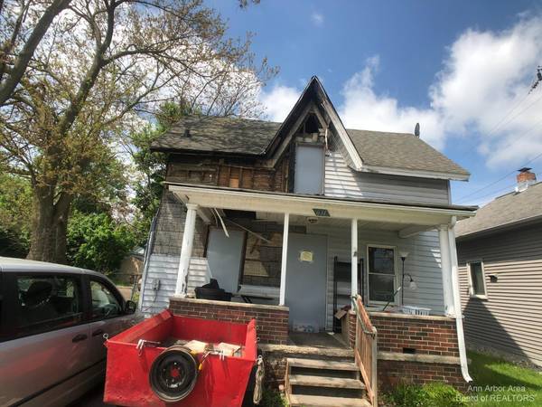 631 N huron Street, Ypsilanti, MI 48198