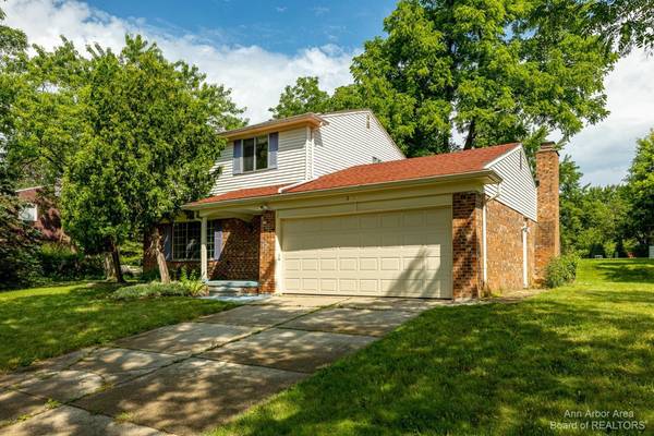 2485 Traver Boulevard, Ann Arbor, MI 48105