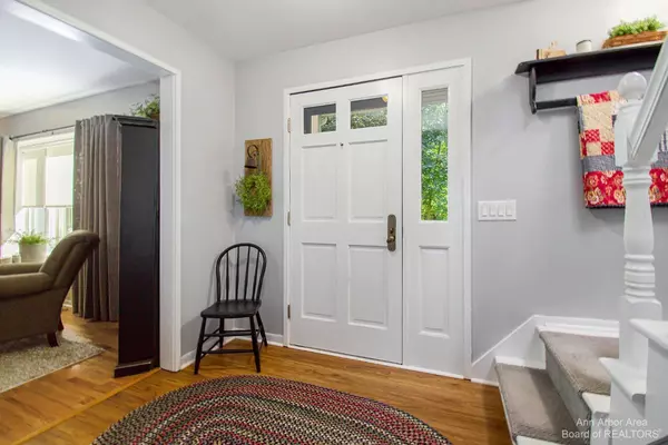 Ann Arbor, MI 48103,3610 Huron Court