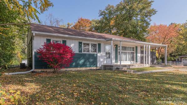 4095 Packard Road, Ann Arbor, MI 48108