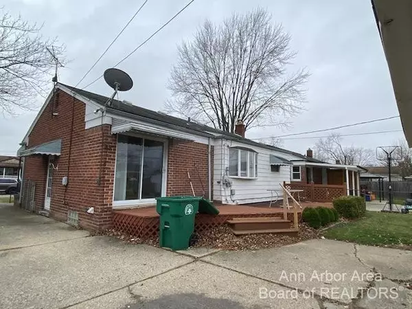 33614 Alvin Street,  Garden City,  MI 48135