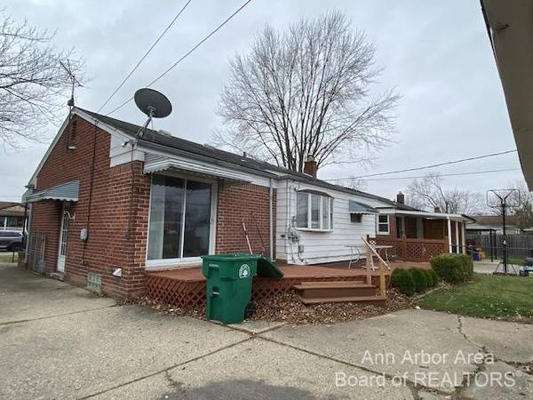 33614 Alvin Street, Garden City, MI 48135