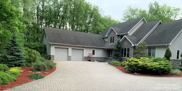 6019 Rives Junction, Jackson, MI 49201