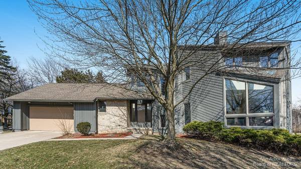 3915 Windemere Drive, Ann Arbor, MI 48105