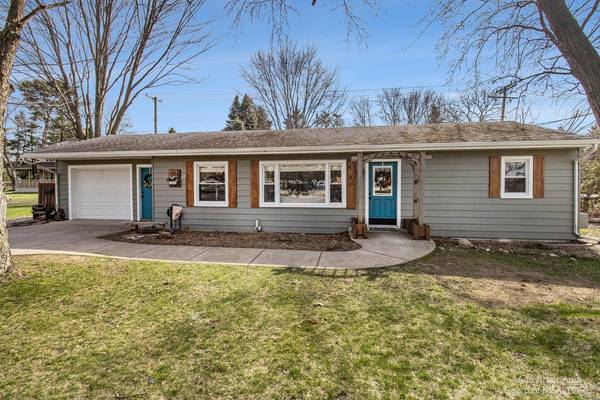 6533 Rickett, Brighton, MI 48116