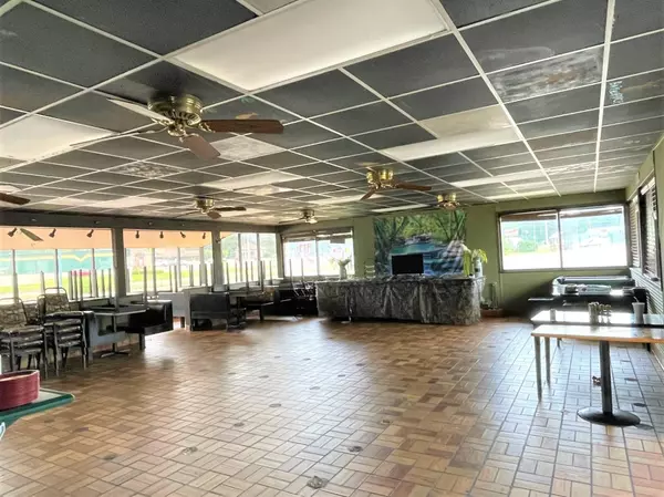 Prudenville, MI 48651,730 W Houghton Lake Drive
