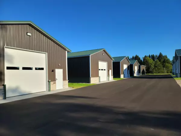 Traverse City, MI 49685,3046 Lucky Dog Lane