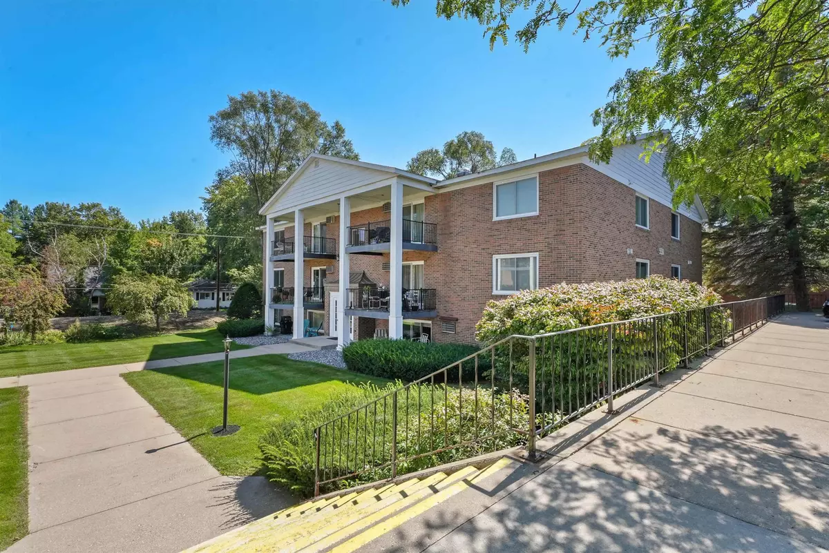 Traverse City, MI 49684,550 Georgetown Drive