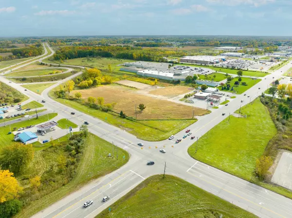 7900, 7990, 7996 N Alger Road, Alma, MI 48801