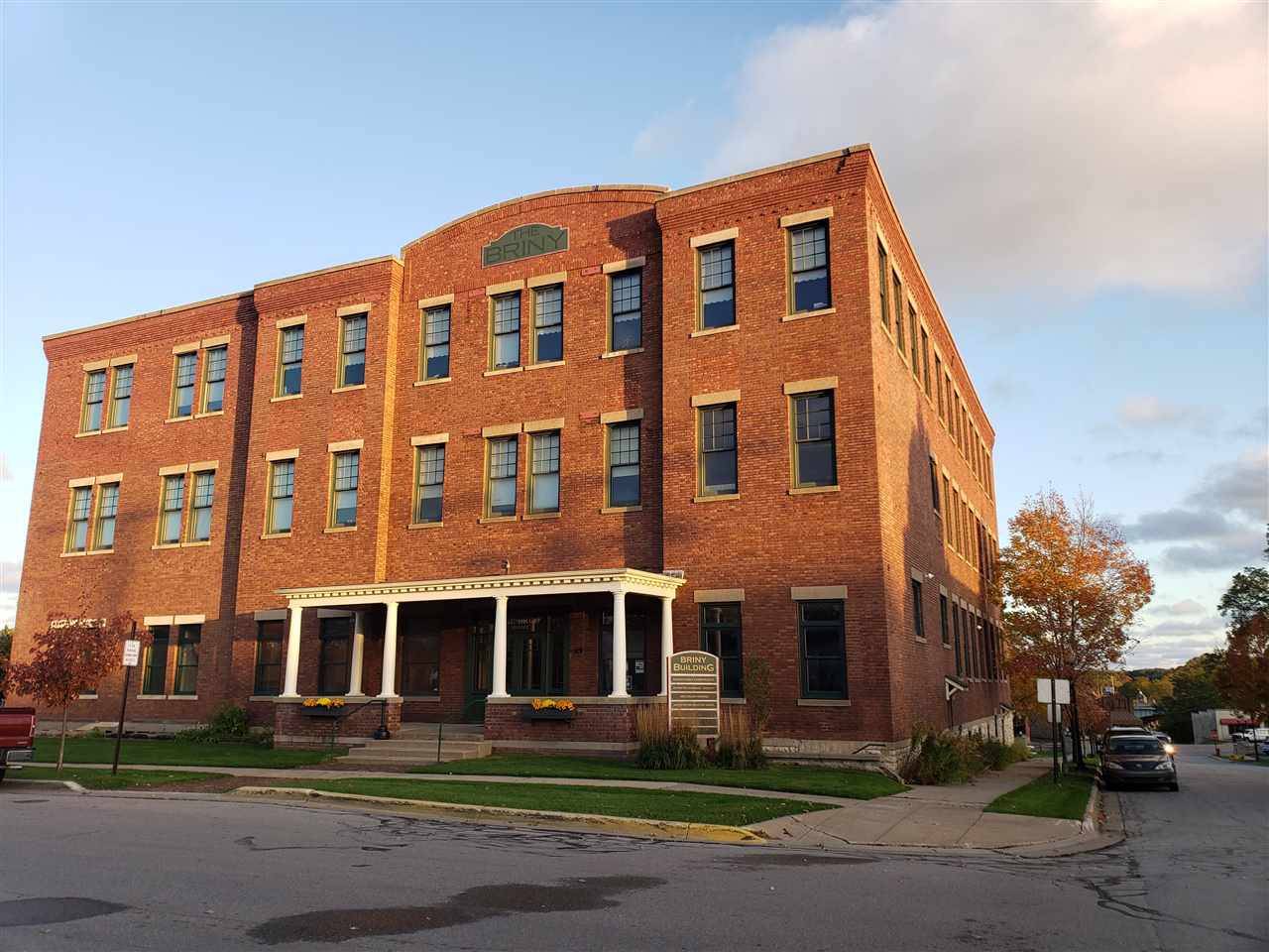 50 Filer Street, Manistee, MI 49660