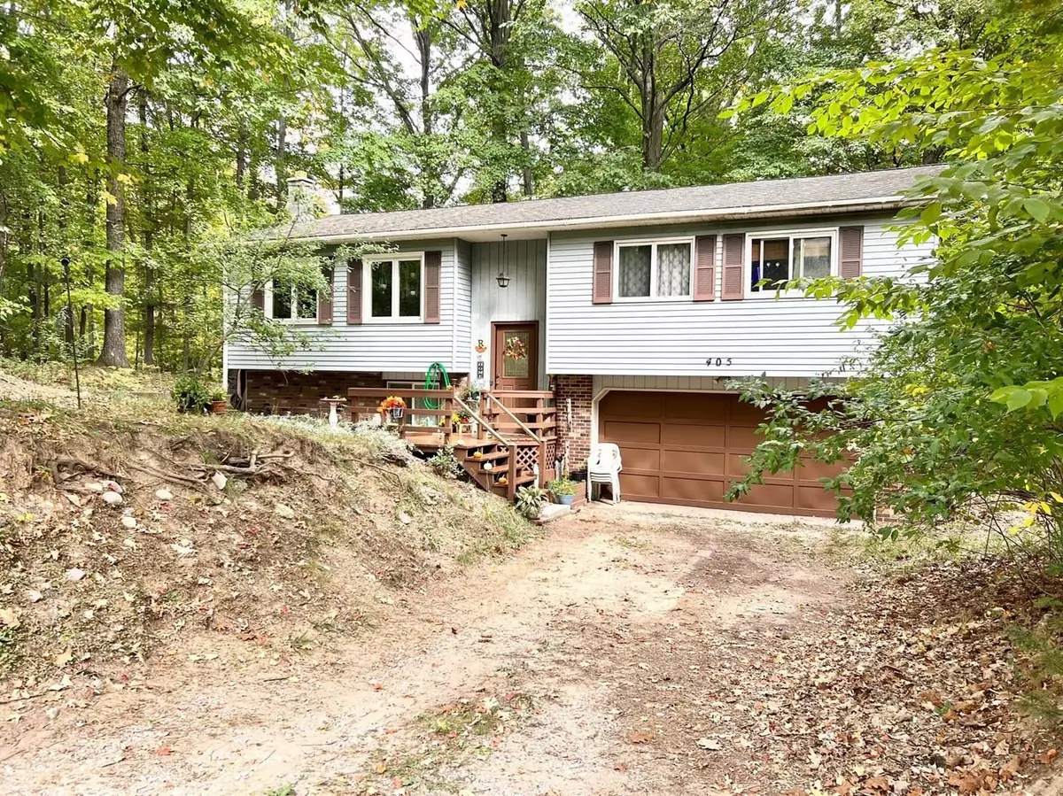 Traverse City, MI 49696,405 Timber Hill Drive
