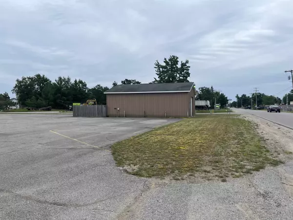 Kalkaska, MI 49646,810 N Birch Street
