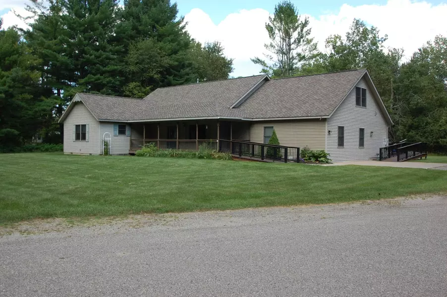 1825 Gray, West Branch, MI 48661