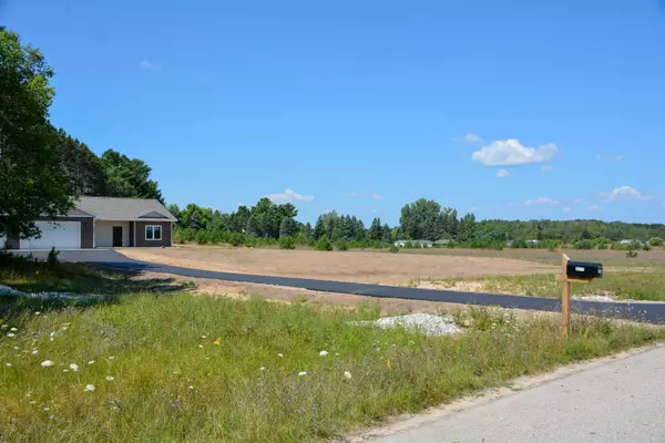 Kingsley, MI 49649,5200 Timber Flats