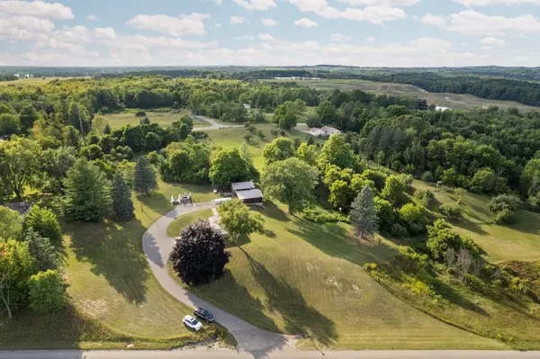 1157 N US-31 S, Traverse City, MI 49685