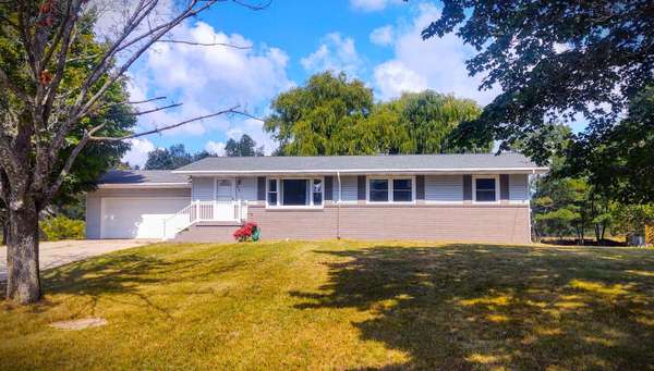 576 Holiday, Bellaire, MI 49615