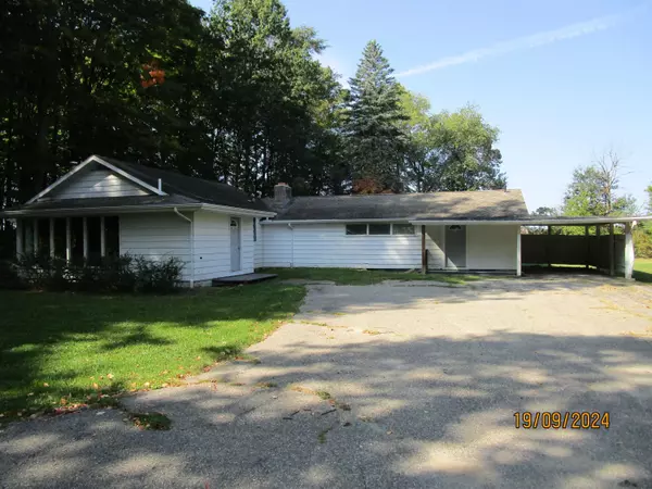 510 E Remus,  Mount Pleasant,  MI 48858