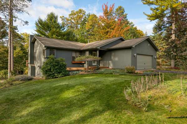 4125 Holiday North, Traverse City, MI 49686