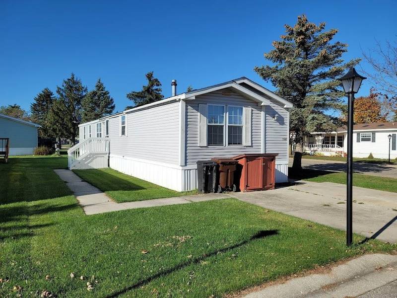 7343 Highlander, Alma, MI 48801