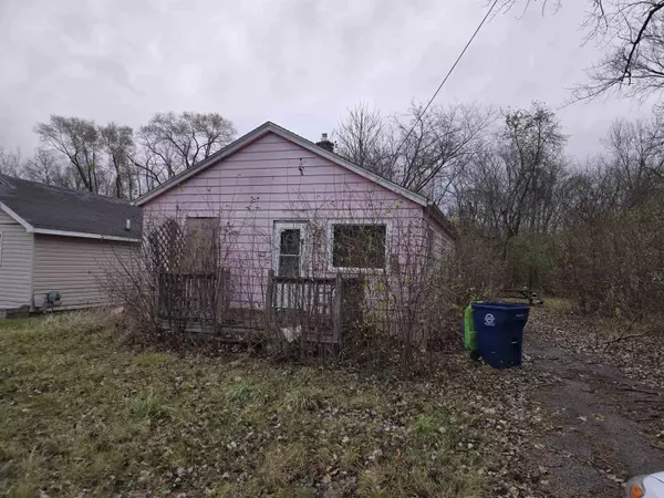 824 N 26th Street, Saginaw, MI 48601
