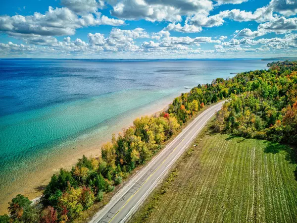 Suttons Bay, MI 49682,00 N West Bay