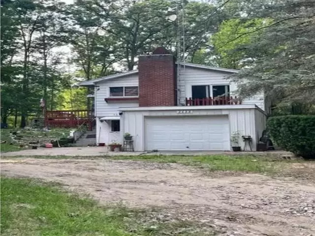 2699 Ridge, Harrison, MI 48625