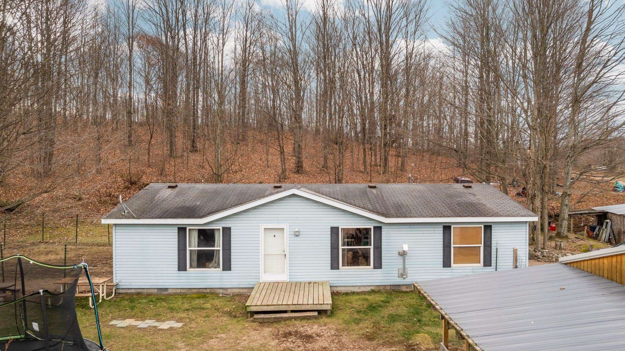 18427 Lindy,  Thompsonville,  MI 49683