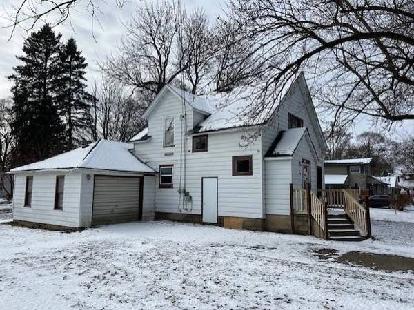 620 Cedar, Breckenridge, MI 48615