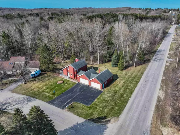 Traverse City, MI 49684,4243 Summerhill Road