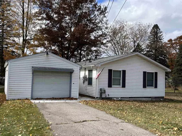 2510 Huckleberry, Farwell, MI 48622