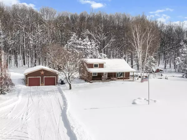 545 Moss, Beulah, MI 49617