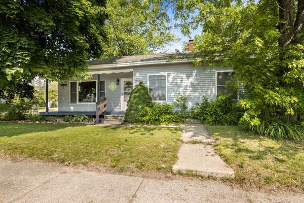 Beulah, MI 49617,112 N Benzie Boulevard