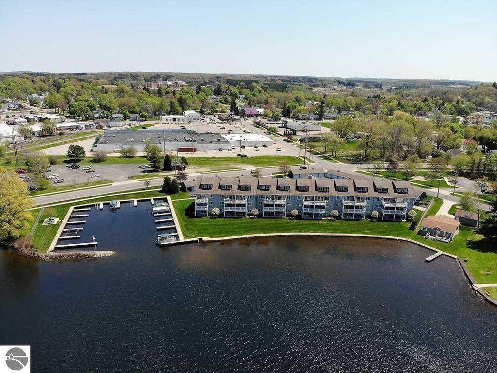 Cadillac, MI 49601,624 S Lake Street
