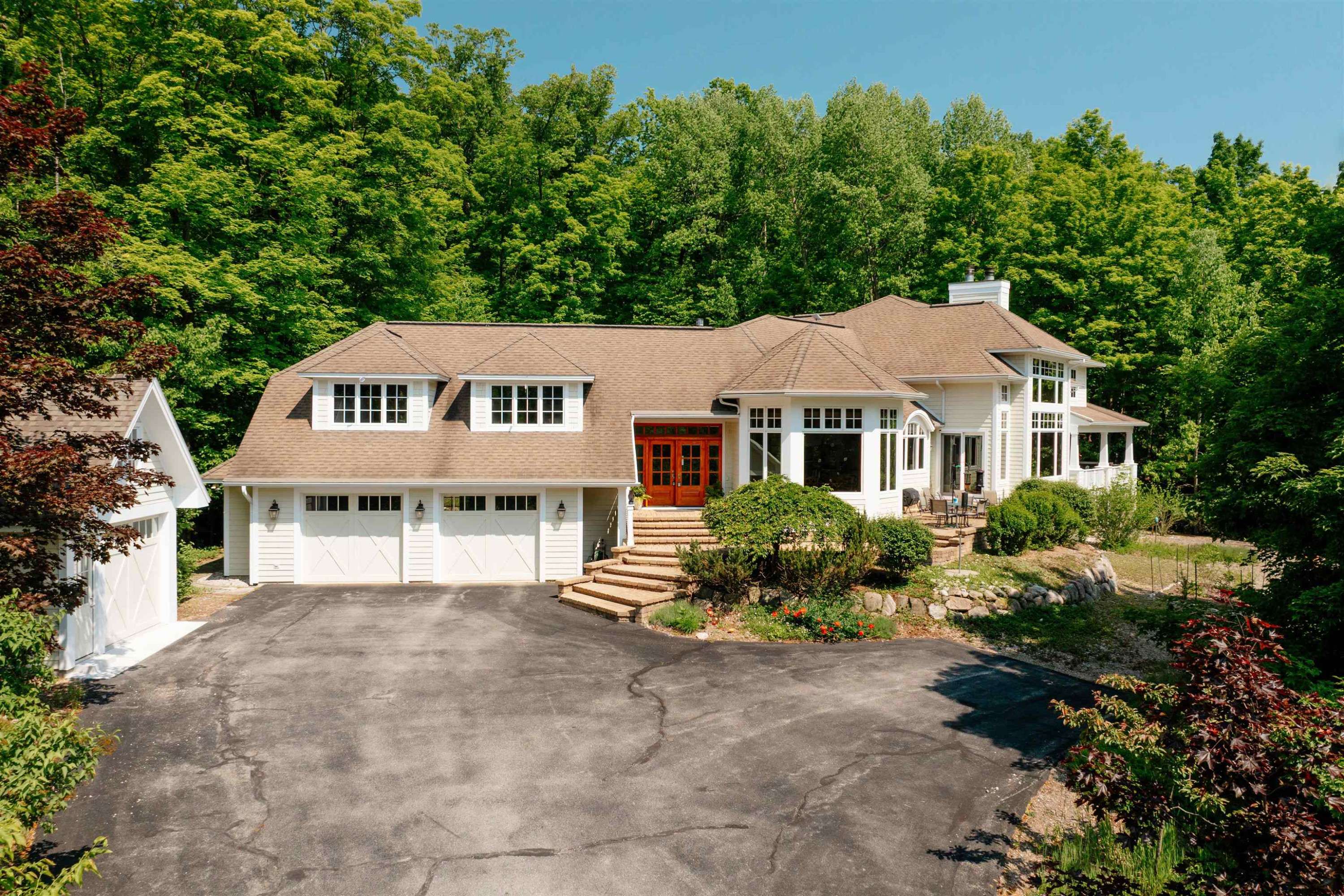 Kewadin, MI 49648,3970 NW Torch Lake Drive