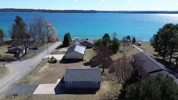 Williamsburg, MI 49690,9200 Angell Road